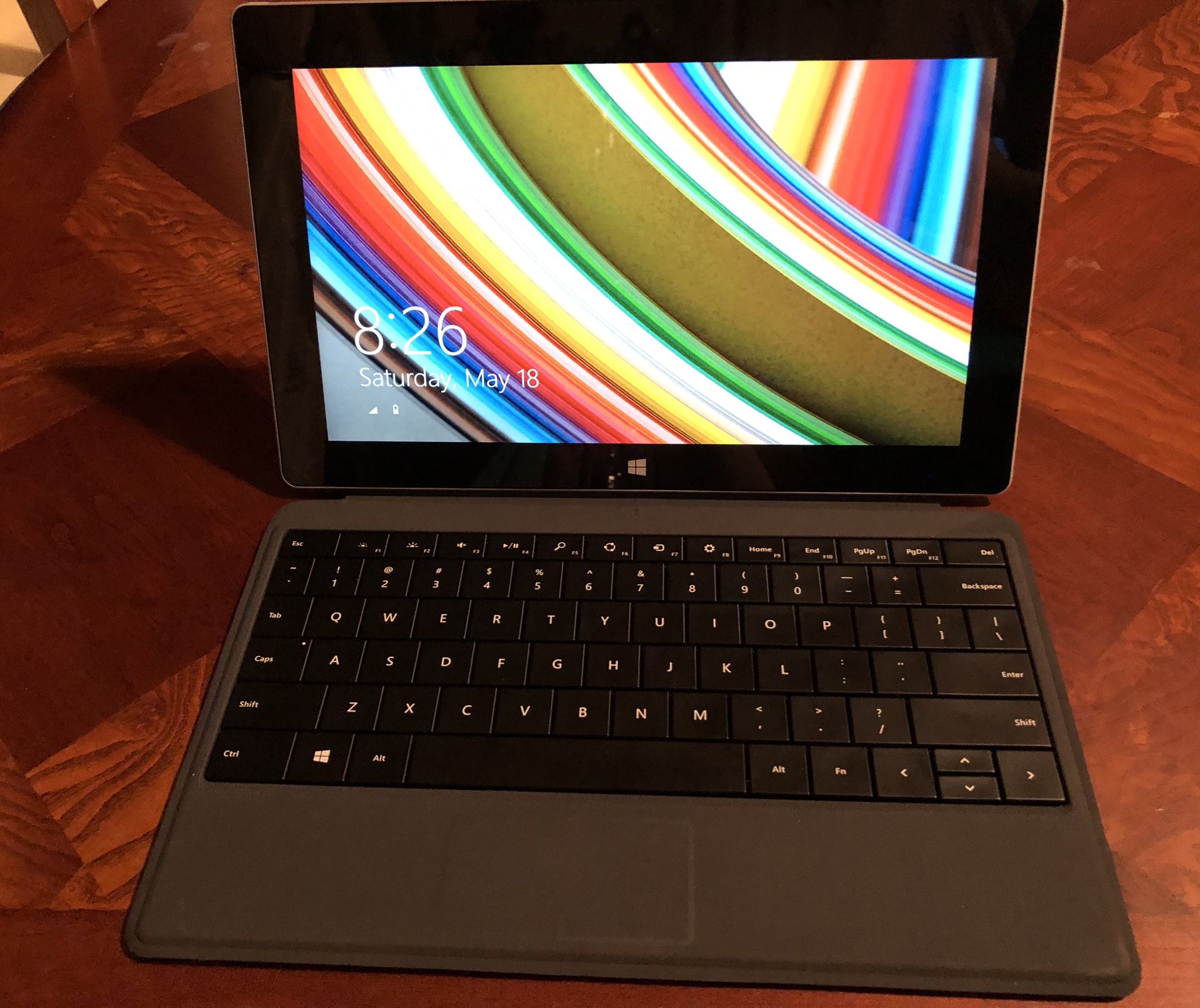 Microsoft Surface RT tablet w/keyboard