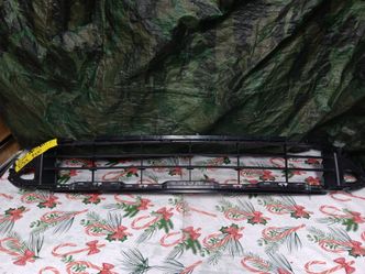 2021-22 Nissan Rogue Lower Grill