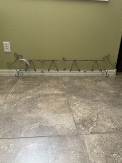 Plate Hanger