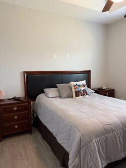 Queen Bed Set with Upholstered Headboard