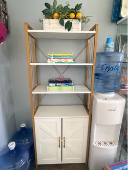 Shelving decor
