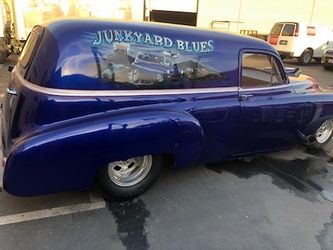 CLASSIC CAR ‘52 CHEVY SEDAN DELIVERY HOT ROD