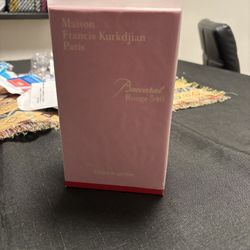 Baccarat Rogue 540 extrait de perfum