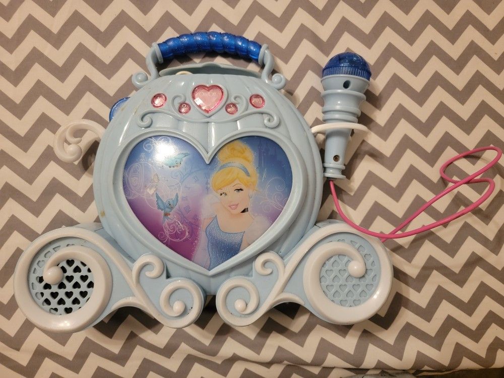 Disney Princess Karaoke!