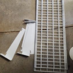 2 Wall Racks With Shelves