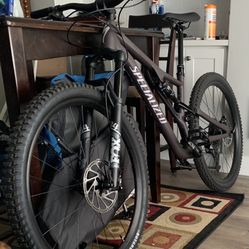 SPECIALIZED FULL SUSPENSION MTB