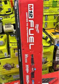 Milwaukee M12 FUEL 3/8" Digital Torque Wrench w/ ONE-KEY