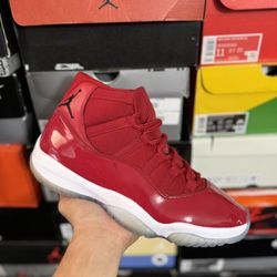 Jordan Win Like 96 11s size 9.5 VNDS