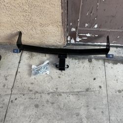 07-10 Jeep Patriot / Jeep Compass 2 Inch Tow Hitch Class 3 With Hardware