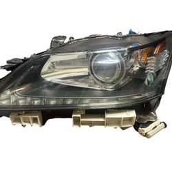 2015 Lexus GS350 Left Headlight Assembly OEM