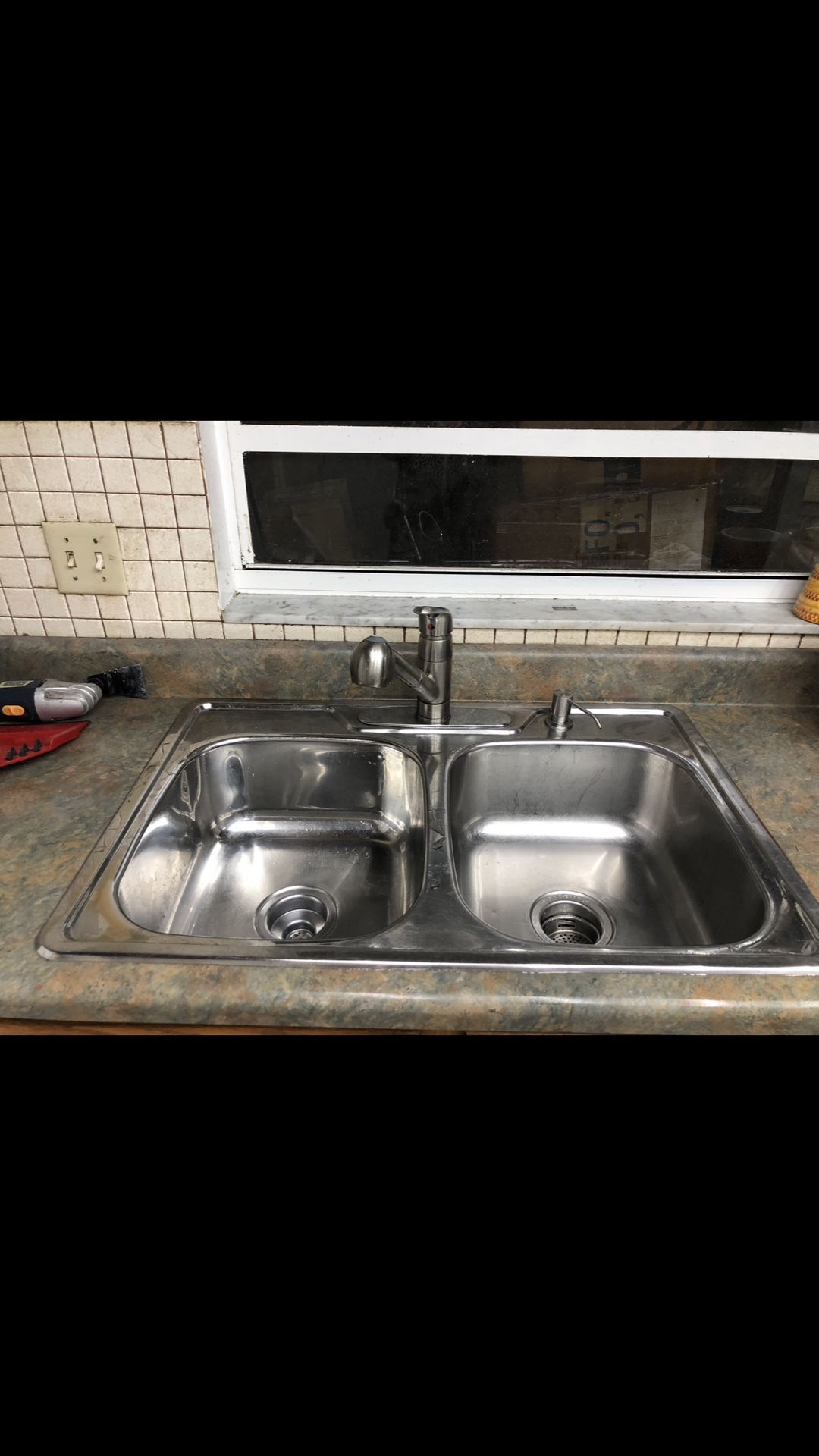 Stainless Steel Sink With Faucets And Soap Dispenser 