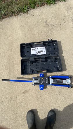Duralast 2.5 Ton Hydraulic Floor Jack with Case