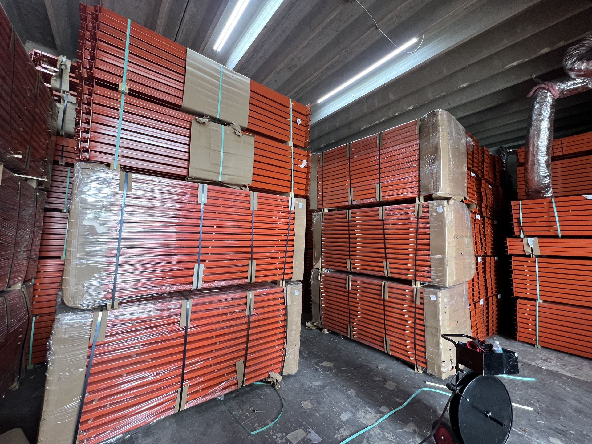 8’ Beams Brand New Pallet Racks Industrial Shelving Warehouse Storage Forklifts