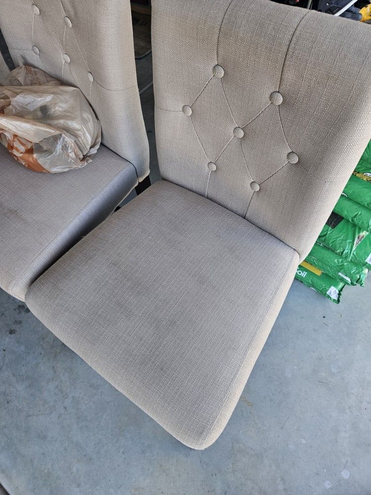 4 Bar Stool Chairs