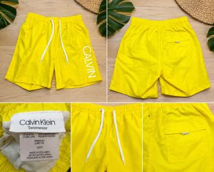 Calvin Klein Men’s Swim Trunks – Size Small