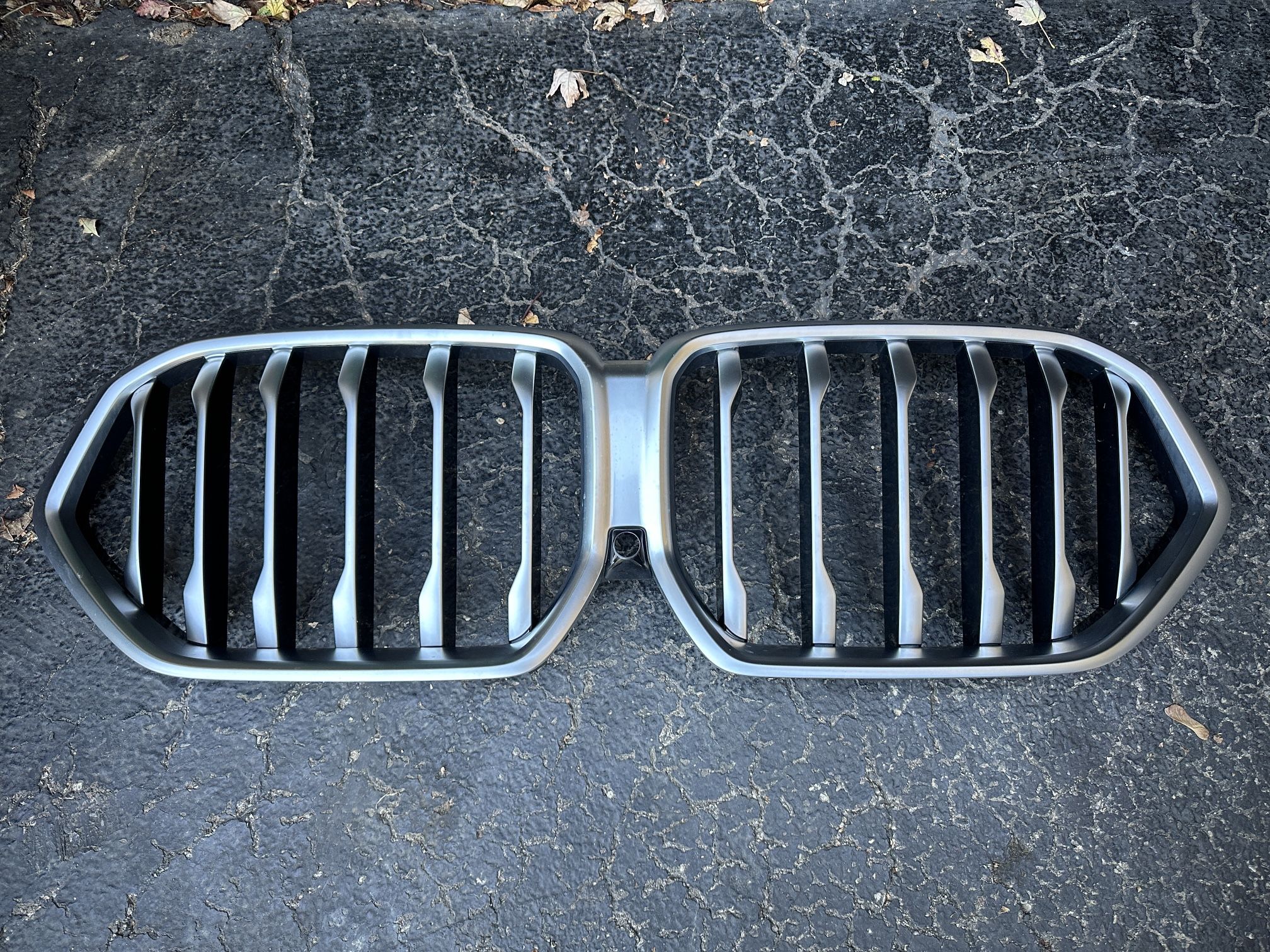 BMW X6 G06 Front Grill OEM