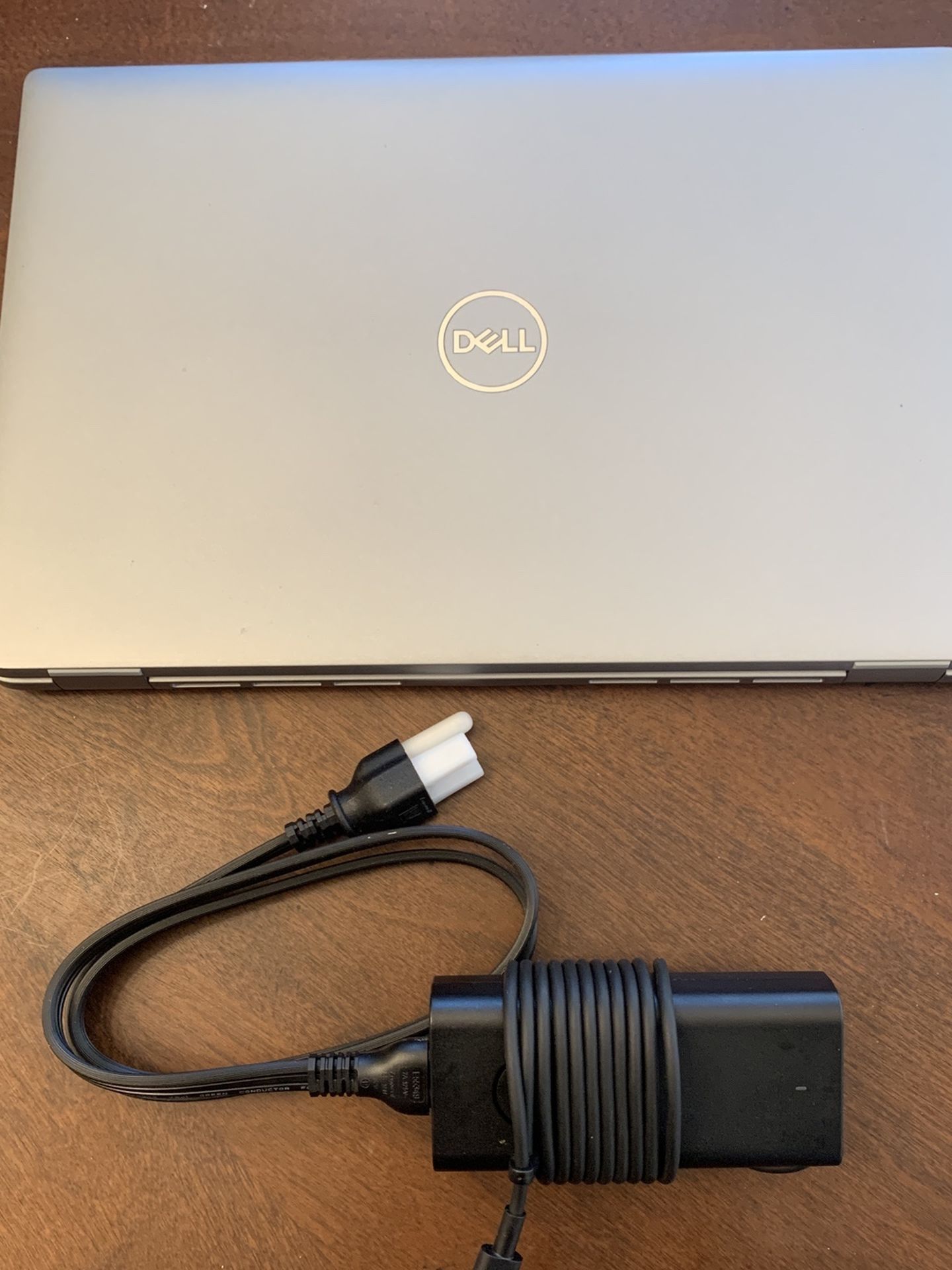 Dell Lattiude 14” high performance Business Laptop 32 Gigs Ram / 13th gen I7-1370P / 500gb SSD