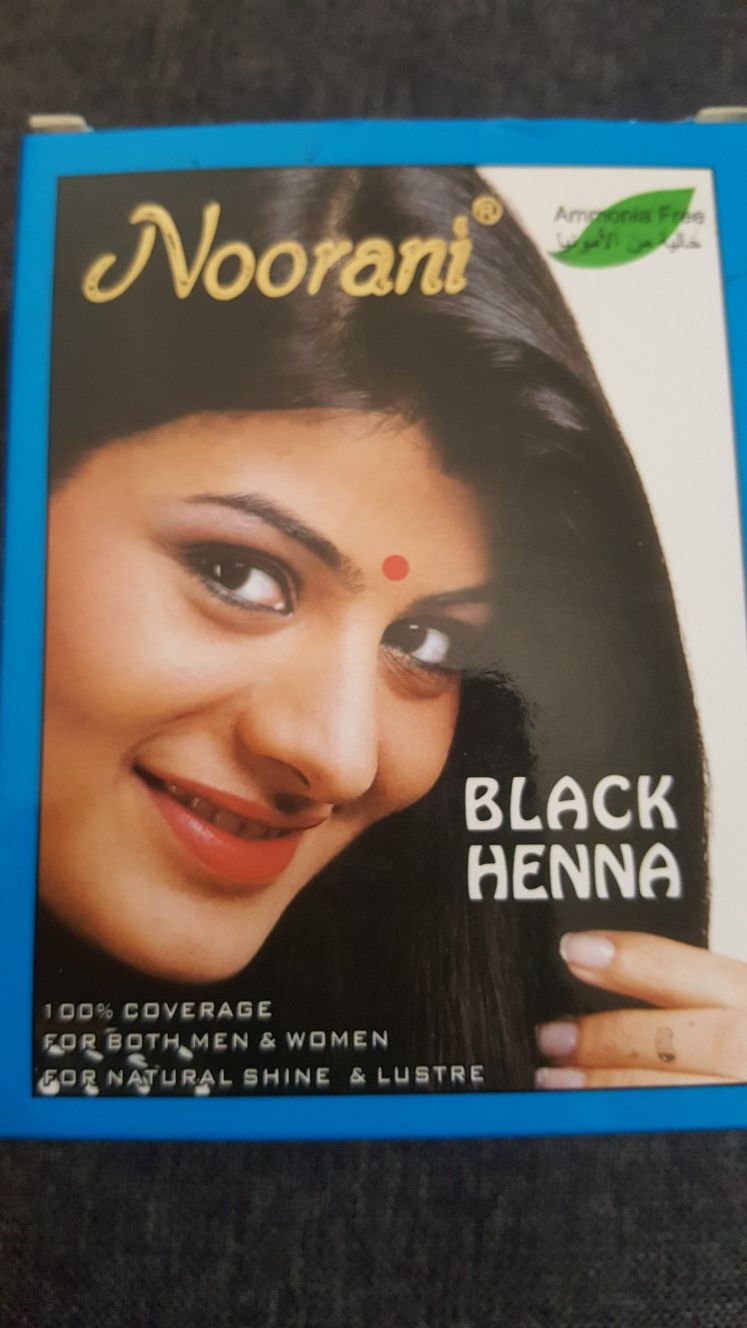 Black color Henna Noorani in box