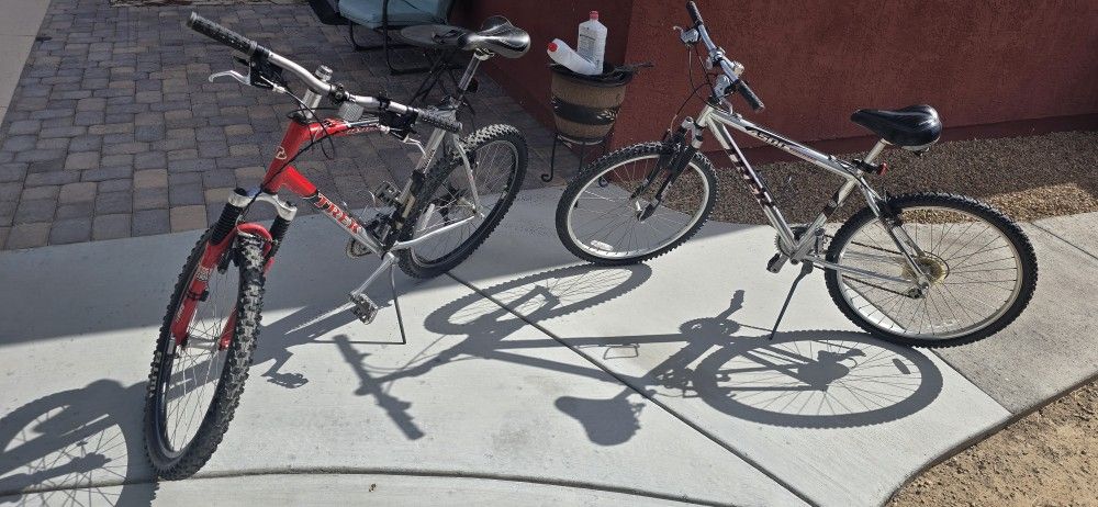 Trek 4900 & 4500 Mountain Bikes