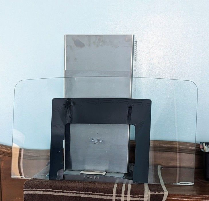 Kitchen Stove Hood range - Whirlpool 36" Stanley steel and glass 3 Speed fan