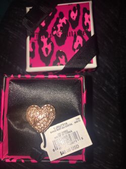 Brand new juicy ring