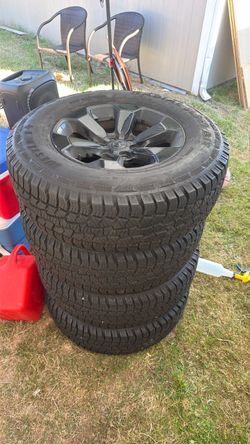 Dodge RAM  tires and Rims  275/70R18 B.P 6x5.5
