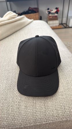 Black Melin baseball hat