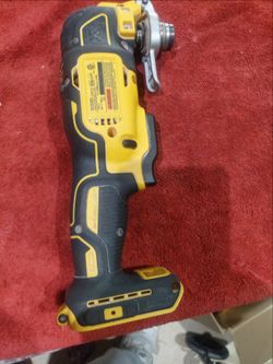 Dewalt multitool perfect condicion 70.00