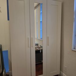 White 3-Door Wardrobe Closet With Mirror