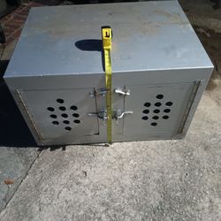 Dog Box