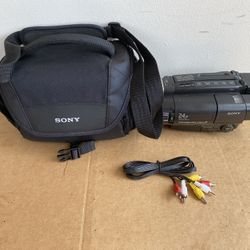 Sony CVD-TR98 Video 8 Camcorder 