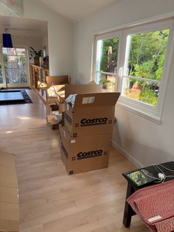 Free moving boxes