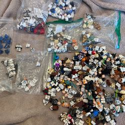 Random Star War LEGO Pieces
