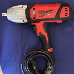 Milwaukee 1/2 in. Impact Wrench w/ Rocker Switch & Detent Pin Socket Retention