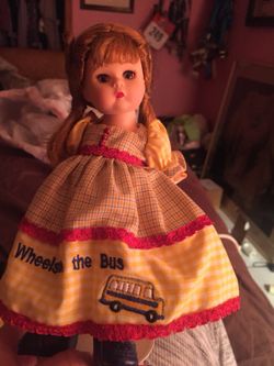 Wheels in the bus madam Alexander doll