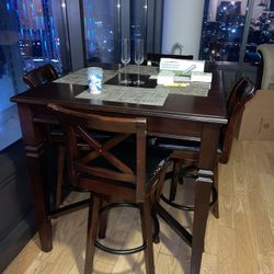 Furniture And Home Decor - For Sale. 