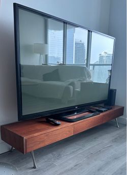 TV console table, price negtiable