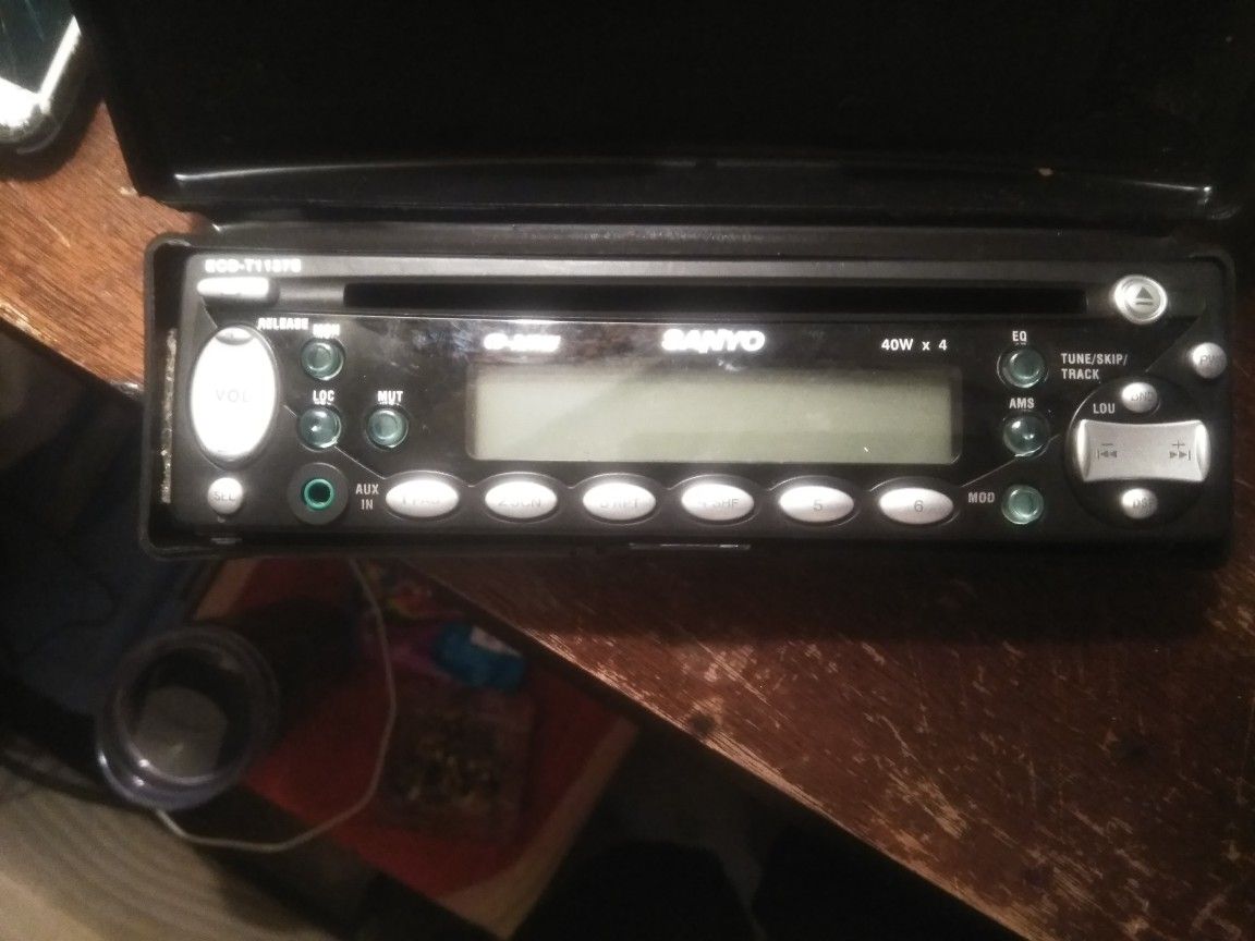 Sanyo car stereo face, ECD-T1137S