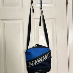 Supreme SUPREME® 3D LOGO Shoulder Messenger BAG Water Resistant BLUE Brand New