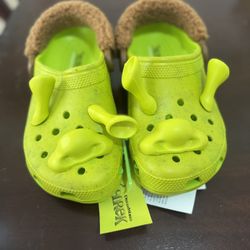 Crocs x Shrek Classic Clogs - Size: 5M, 7W- NEW WITH TAGS
