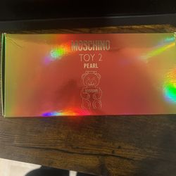 Toy Boy Moschino Pearl