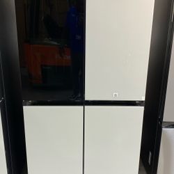 Samsung RF29DB970012 Bespoke 29 cu. ft. Standard Depth Smart 4-Door Flex French Door Refrigerator in White Glass with Beverage Zone MSRP $4099