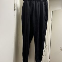 Lulu Lemon Women’s Joggers Black - Size 6