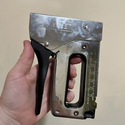 Stapler. Stanley Tools Heavy Duty Stapler