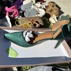 Woman’s Green High Heel