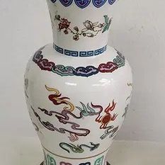 Vintage Chinese Famille Rose Porcelain Vase