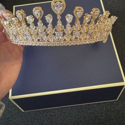 Wedding/Quince Zirconia tiara 