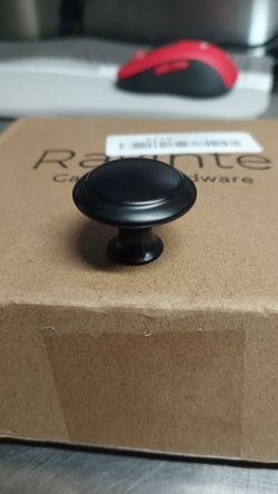 Ravinte 40pk Matte Black 1-1/4inch Cabinet Dresser Knobs