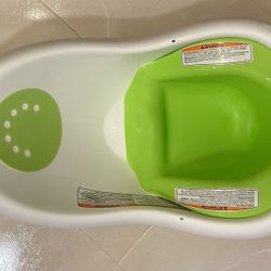 Fisher-Price Baby to Toddler Bath