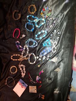 Costume  jewelry